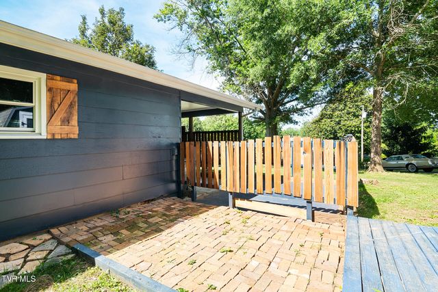 100 Glenn Circle, Greeneville, TN 37745