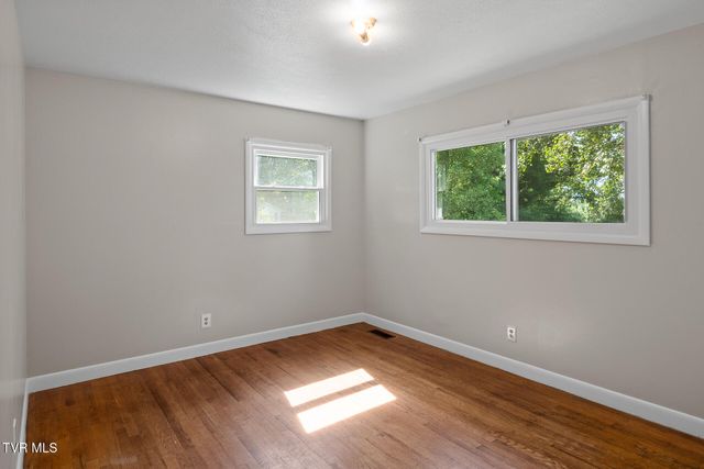 100 Glenn Circle, Greeneville, TN 37745