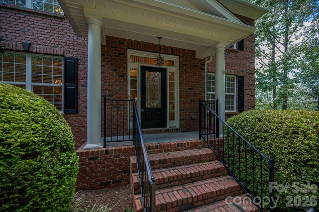 4108 Whim Shaft Drive, Lincolnton, NC 28092