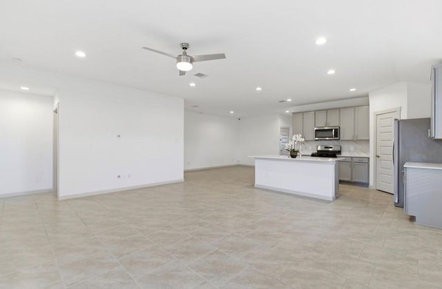 30034 Reagans Ranch Drive, Katy, TX 77494