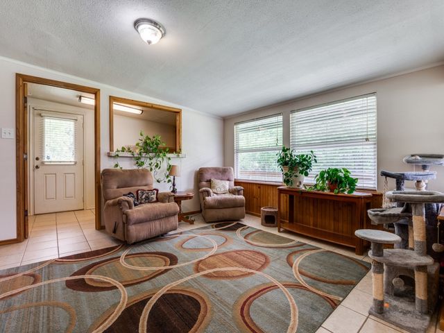 111 Vz County Road 2806, Mabank, TX 75147