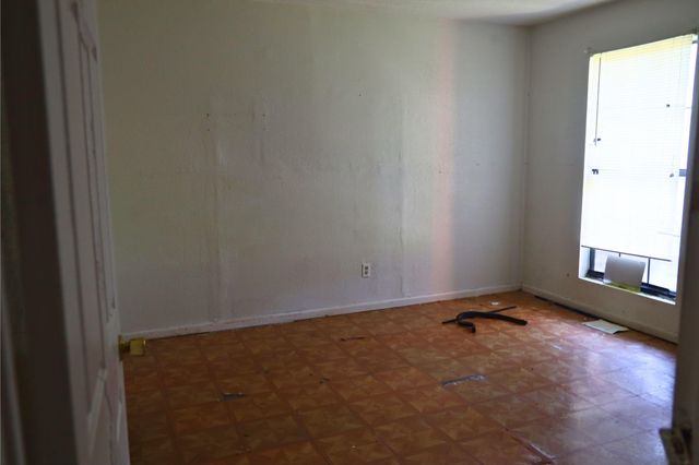 6680 Helbig Road, Beaumont, TX 77708