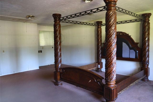 6680 Helbig Road, Beaumont, TX 77708