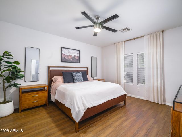 4112 E TETHER Trail, Phoenix, AZ 85050