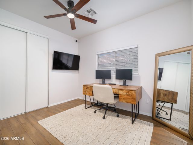 4112 E TETHER Trail, Phoenix, AZ 85050