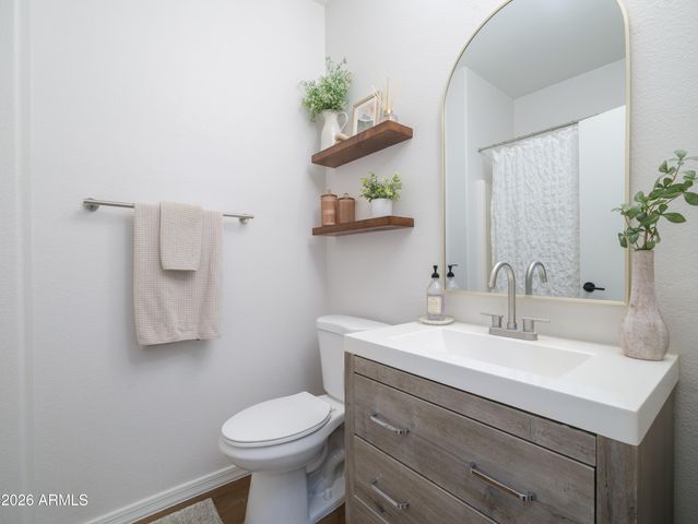 4112 E TETHER Trail, Phoenix, AZ 85050