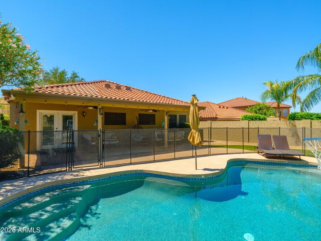 4112 E TETHER Trail, Phoenix, AZ 85050