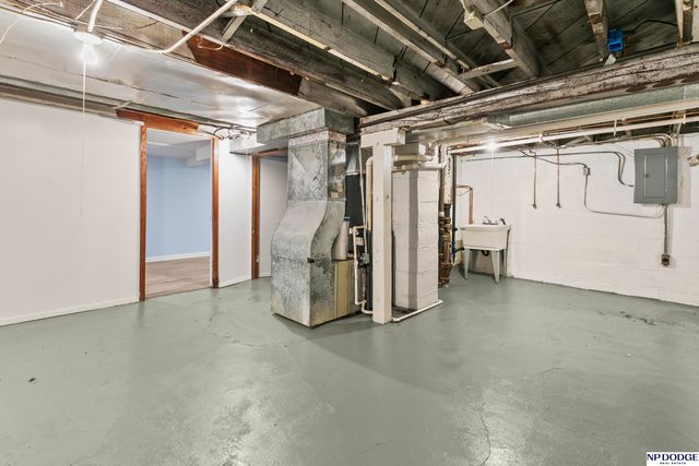 3228 Fontenelle Boulevard, Omaha, NE 68104