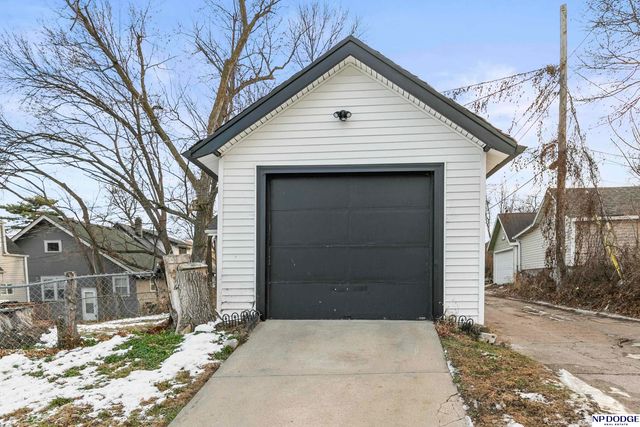 3228 Fontenelle Boulevard, Omaha, NE 68104