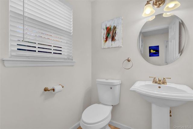 113 Erin Lane, East Setauket, NY 11733