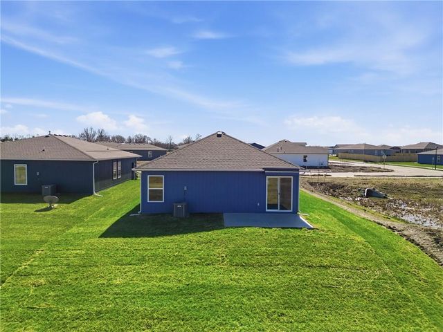 20763 Starside Street, Edgerton, KS 66021