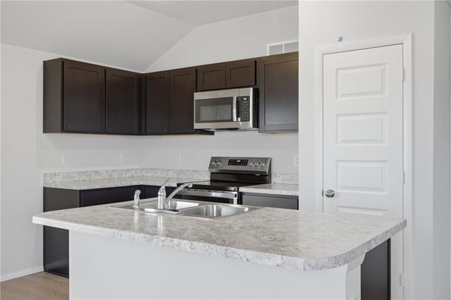 20763 Starside Street, Edgerton, KS 66021