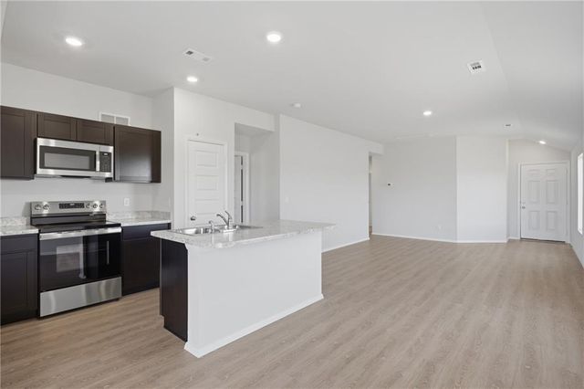 20763 Starside Street, Edgerton, KS 66021