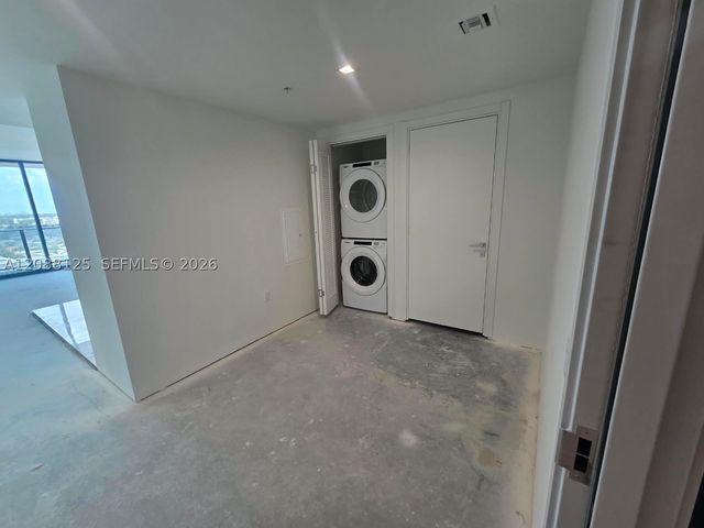 1170 E Hallandale Beach Blvd 1105, Hallandale Beach, FL 33009
