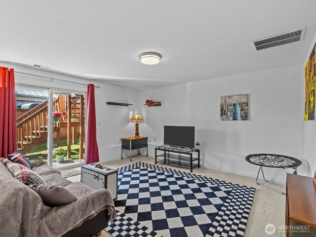 312 168th Place SE, Bothell, WA 98012