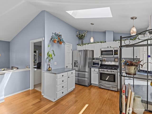 312 168th Place SE, Bothell, WA 98012