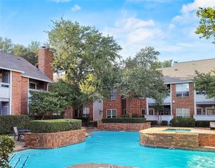 2106 Amesbury Drive 120, Arlington, TX 76011