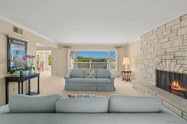 6401 La Jolla Scenic Dr S, La Jolla, CA 92037