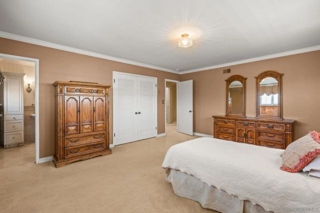 6401 La Jolla Scenic Dr S, La Jolla, CA 92037