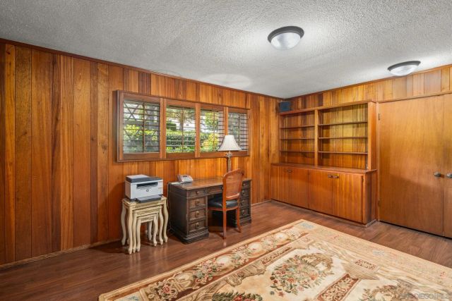 6401 La Jolla Scenic Dr S, La Jolla, CA 92037