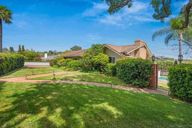 6401 La Jolla Scenic Dr S, La Jolla, CA 92037