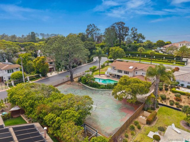 6401 La Jolla Scenic Dr S, La Jolla, CA 92037