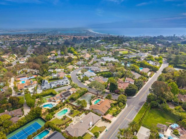 6401 La Jolla Scenic Dr S, La Jolla, CA 92037