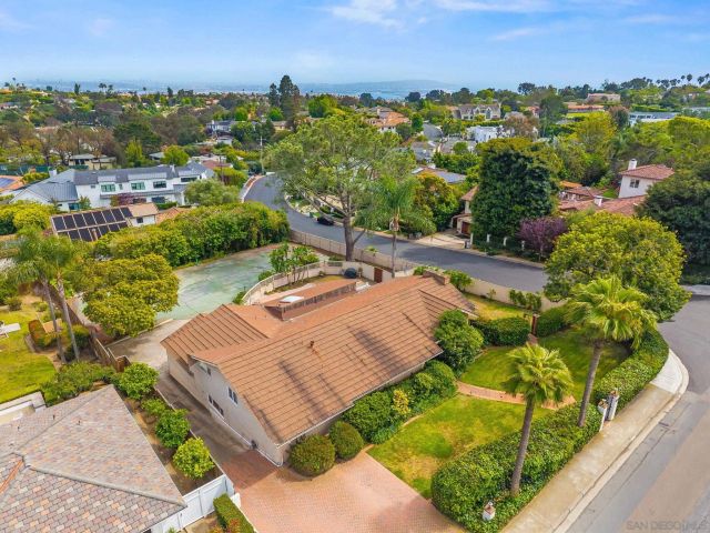 6401 La Jolla Scenic Dr S, La Jolla, CA 92037