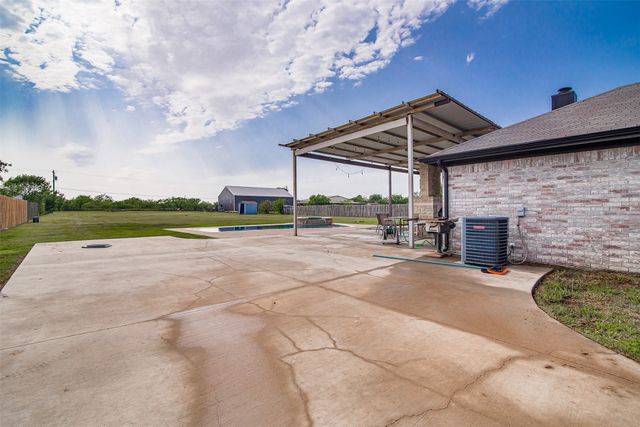 9512 Carson Ranch Road, Crowley, TX 76036