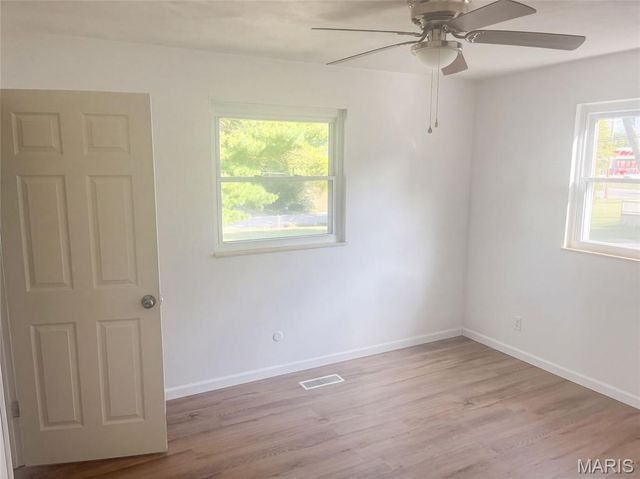 8 Monticello Place, Fairview Heights, IL 62208