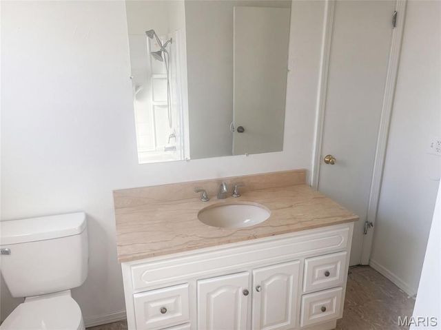 8 Monticello Place, Fairview Heights, IL 62208