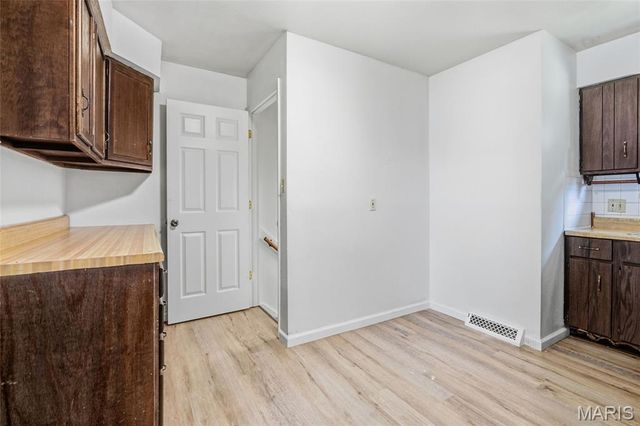 8 Monticello Place, Fairview Heights, IL 62208