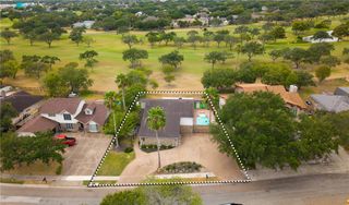 6113 Lost Creek Dr, Corpus Christi, TX 78413