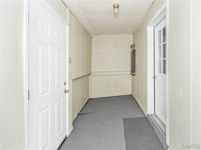 147 W Wickliffe Avenue, Collinsville, IL 62234