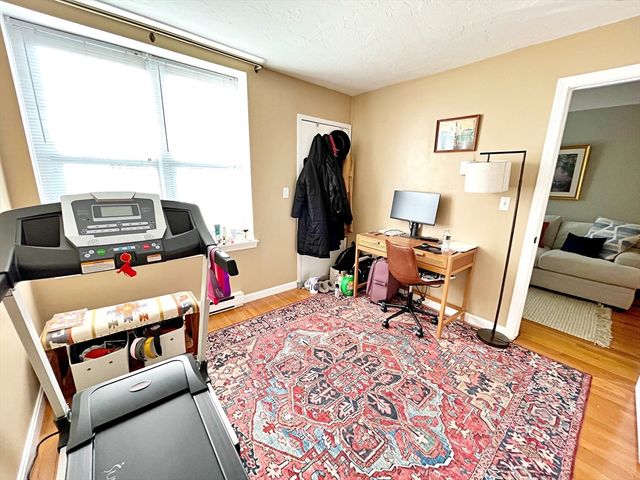 160 Cottage St 302, Boston, MA 02128