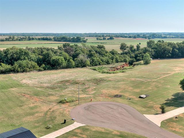 3942 Bluestem Circle, Blanchard, OK 73010