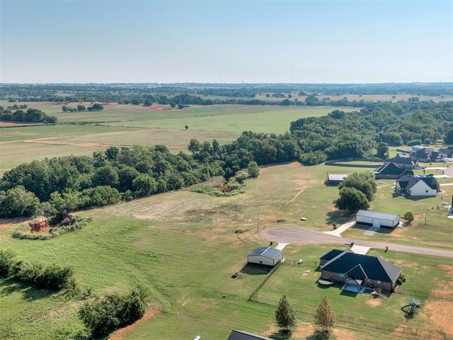 3942 Bluestem Circle, Blanchard, OK 73010