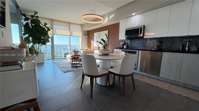 92 SW 3rd St 3607, Miami, FL 33130