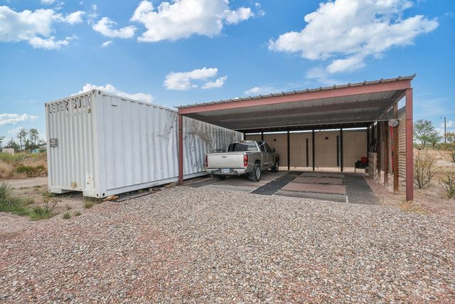 708 N Ave K, Marathon, TX 79842