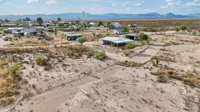 708 N Ave K, Marathon, TX 79842