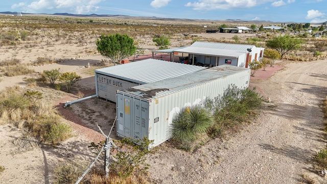 708 N Ave K, Marathon, TX 79842