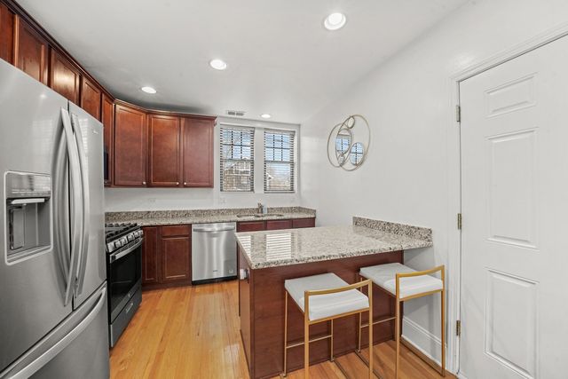 2316 Sherman Avenue 1B, Evanston, IL 60201