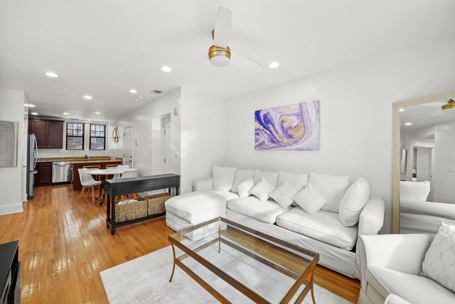 2316 Sherman Avenue 1B, Evanston, IL 60201