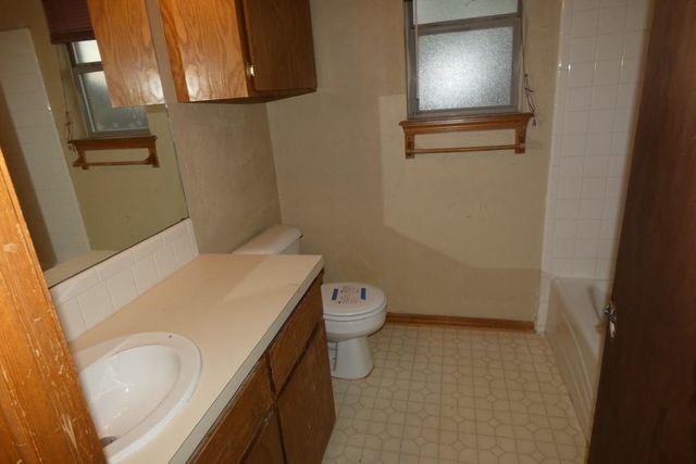 4410 SW Parkway Dr, Lawton, OK 73505