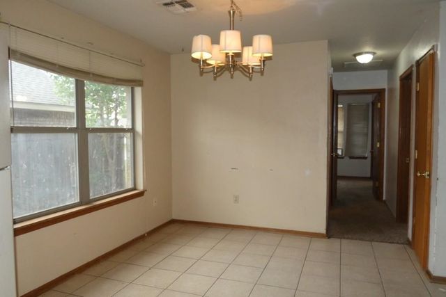 4410 SW Parkway Dr, Lawton, OK 73505