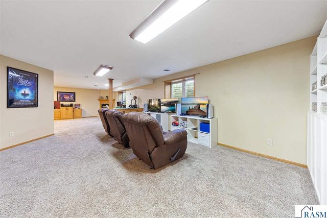 227 Woodhaven Lane, Mankato, MN 56001