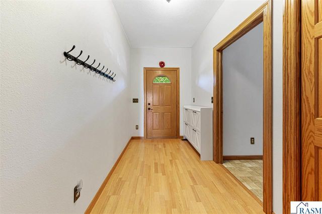 227 Woodhaven Lane, Mankato, MN 56001