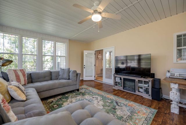 52 Running Oak Drive, Ringgold, GA 30736
