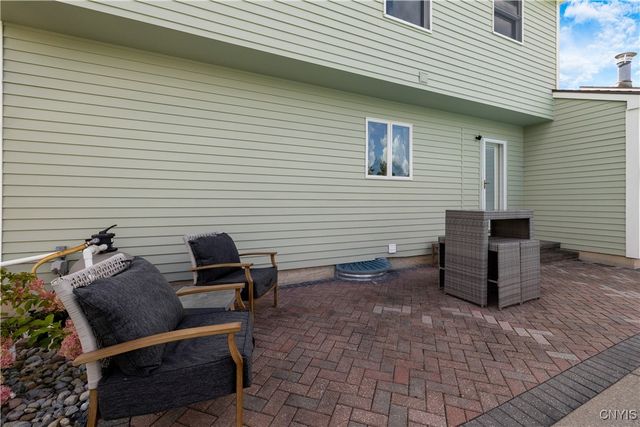 7324 Spring Mountain Drive, Manlius, NY 13057