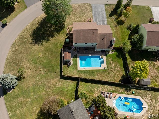 7324 Spring Mountain Drive, Manlius, NY 13057